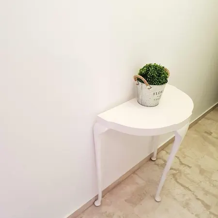 Lemesou Apartment
